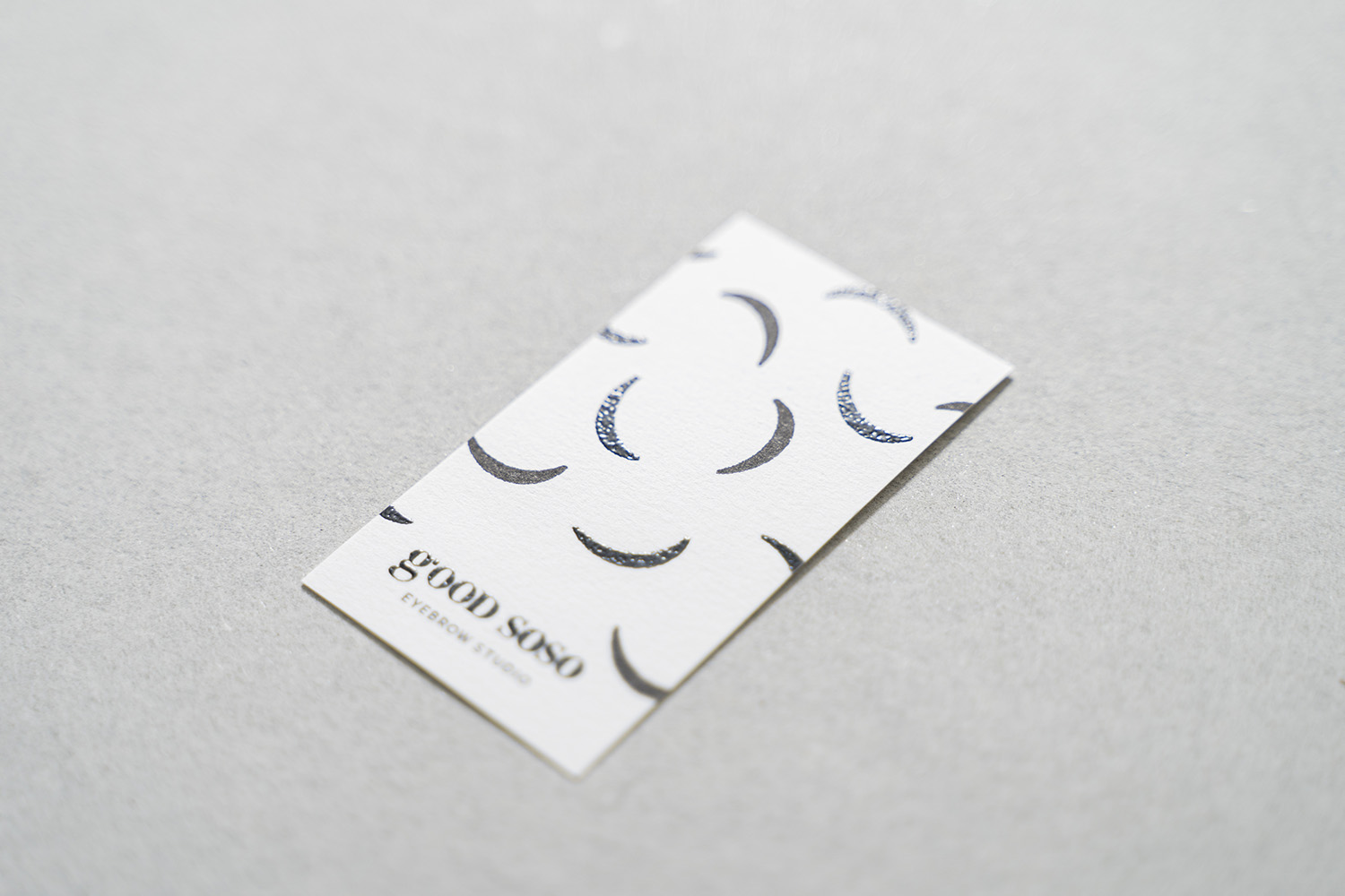 good sosoアイブロウスタジオ ブランディング