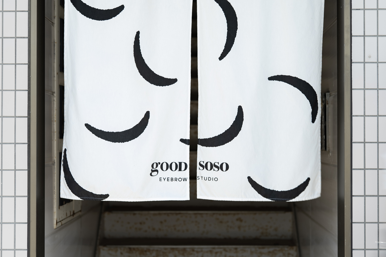 good sosoアイブロウスタジオ ブランディング